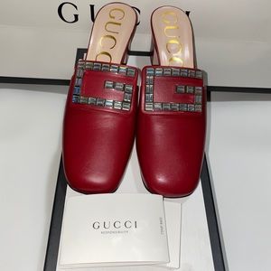 Authentic Gucci women leather shoe